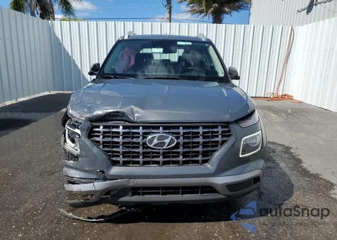 2024 Hyundai Venue Sel z USA, uszkodzony, nr VIN KMHRC8A39RU342022